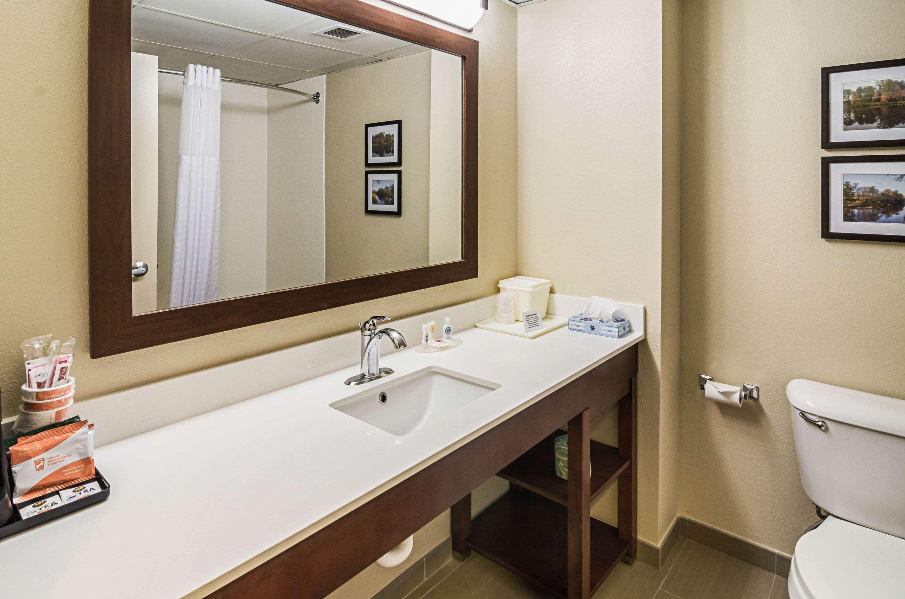 Comfort Inn & Suites Oxford South Экстерьер фото