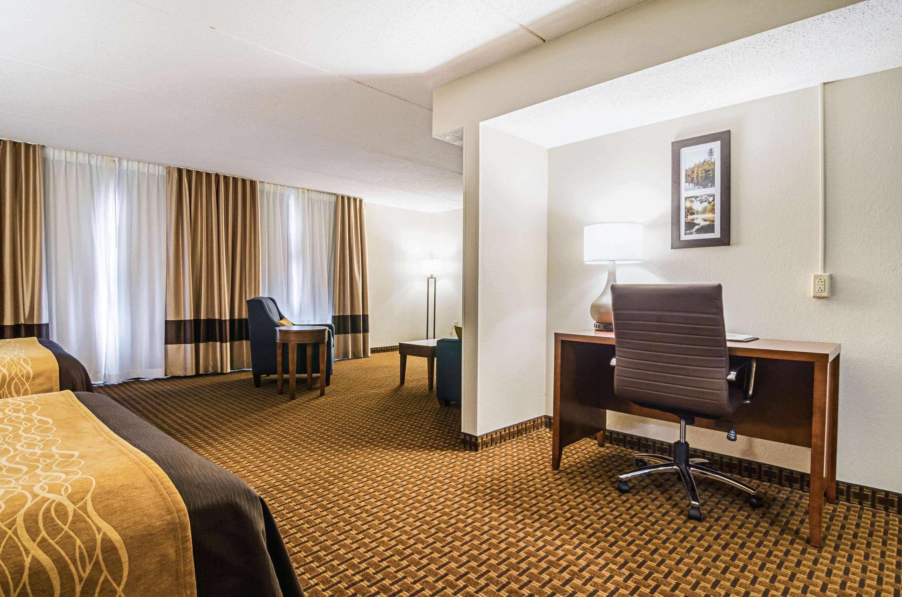 Comfort Inn & Suites Oxford South Экстерьер фото