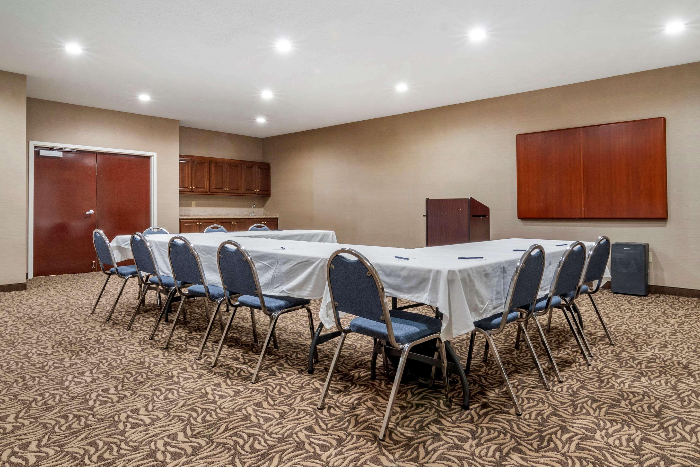 Comfort Inn & Suites Oxford South Экстерьер фото
