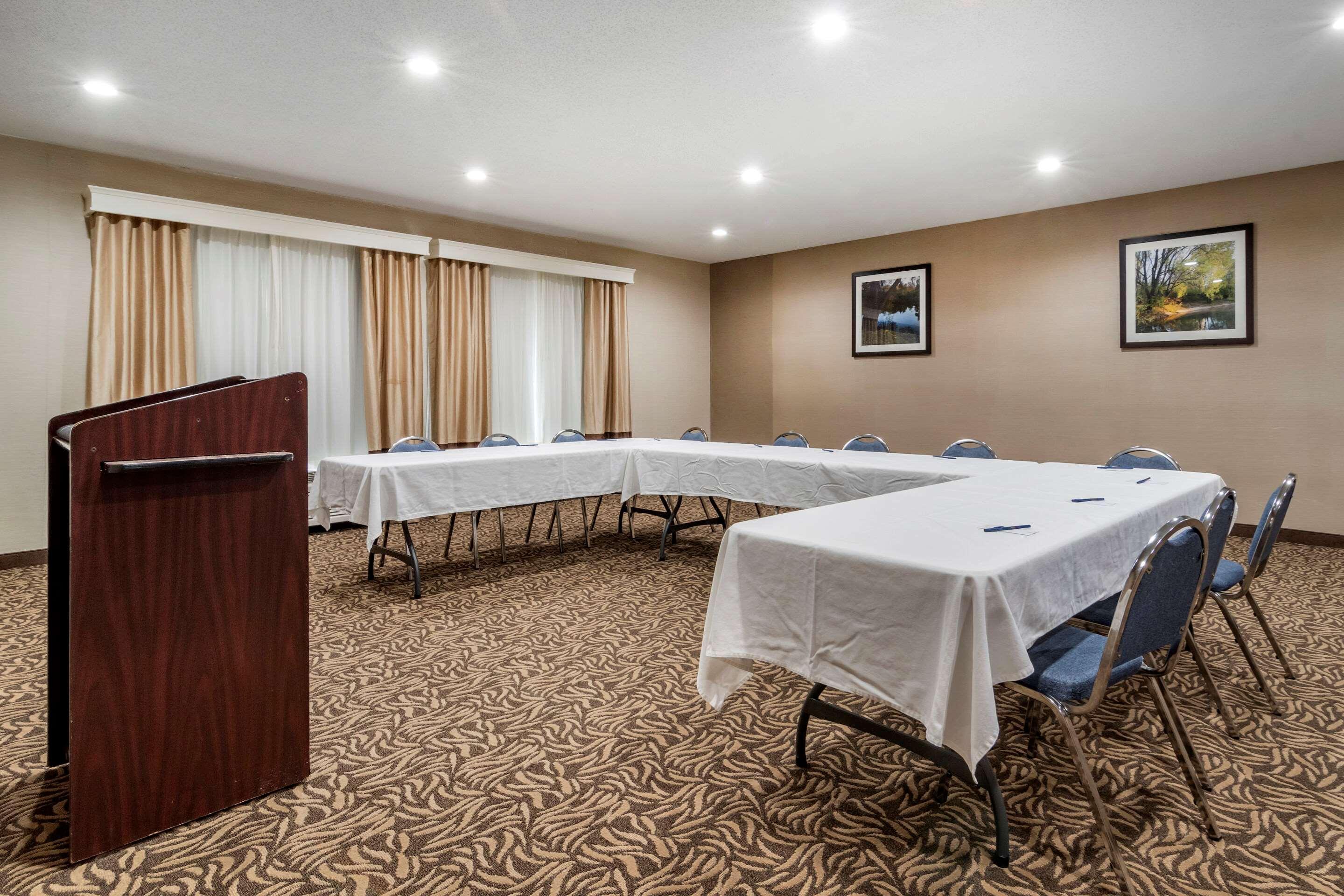 Comfort Inn & Suites Oxford South Экстерьер фото