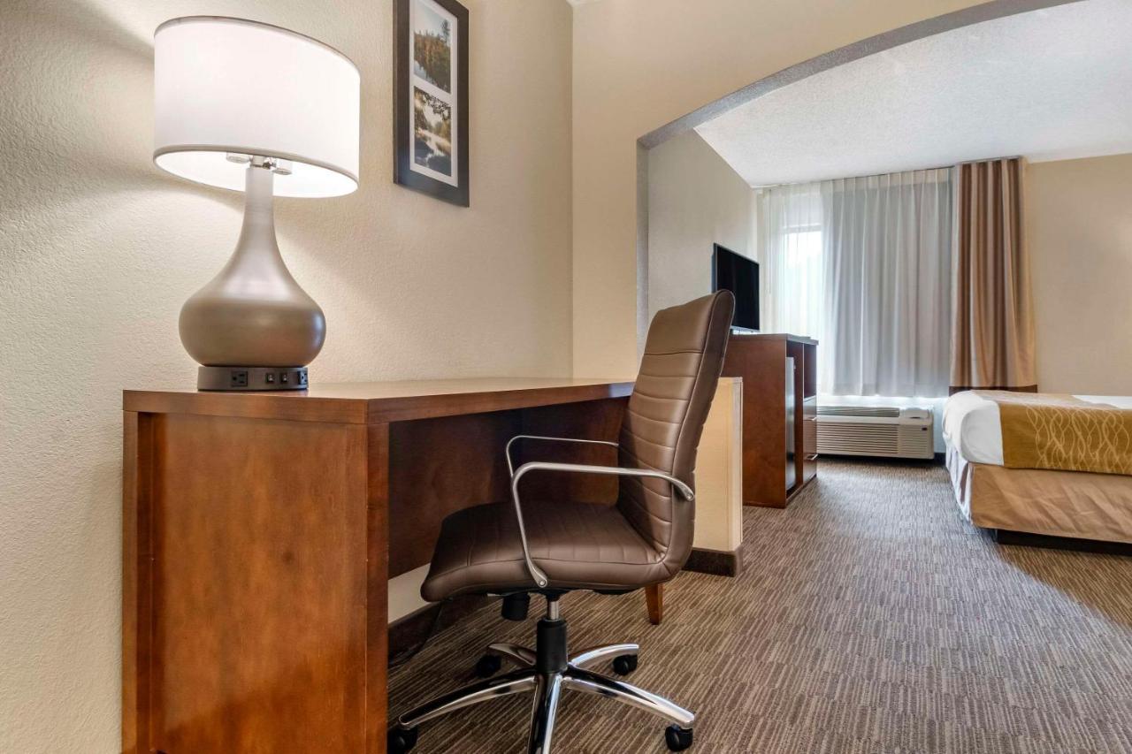 Comfort Inn & Suites Oxford South Экстерьер фото