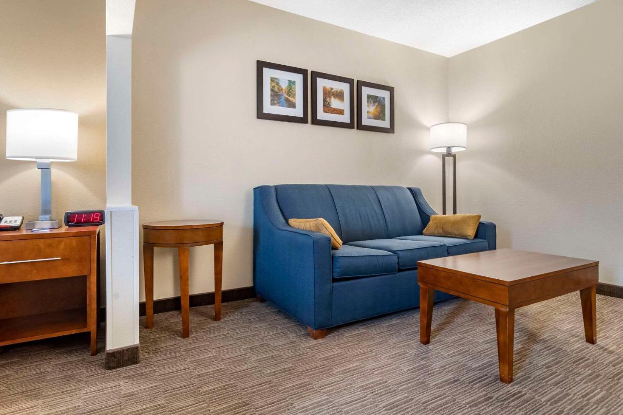 Comfort Inn & Suites Oxford South Экстерьер фото