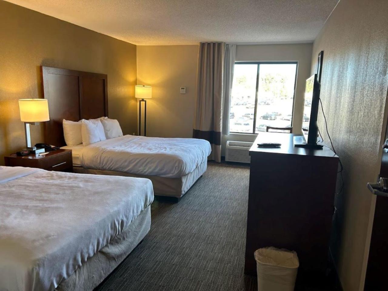 Comfort Inn & Suites Oxford South Экстерьер фото